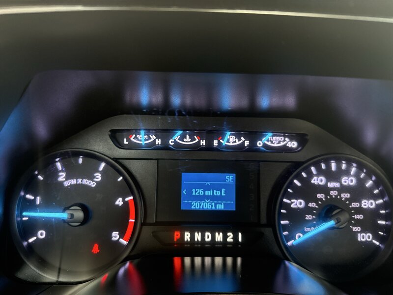 2019 Ford F-250 STX - Photo 23 - Arlington, TX 76011