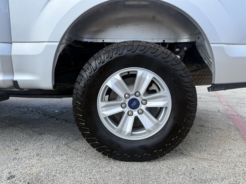 2018 Ford F-150 XLT - Photo 10 - Arlington, TX 76011