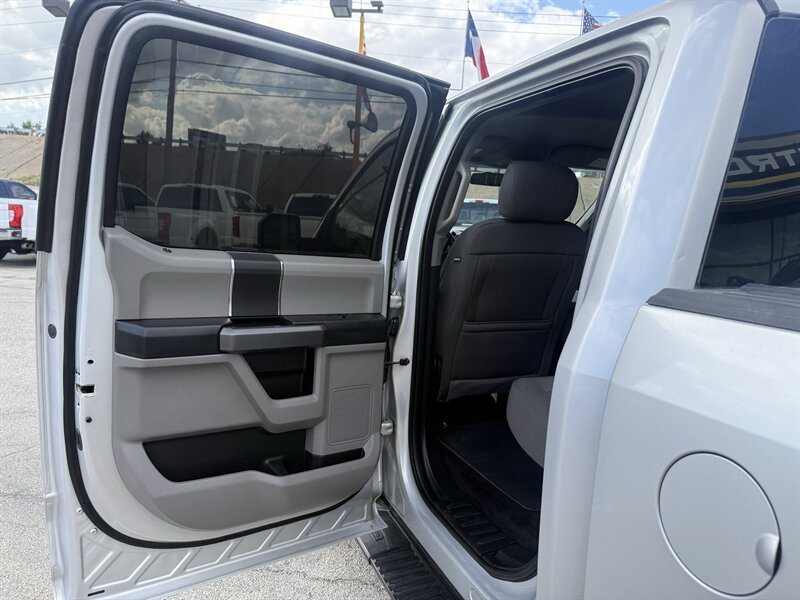 2018 Ford F-150 XLT - Photo 14 - Arlington, TX 76011