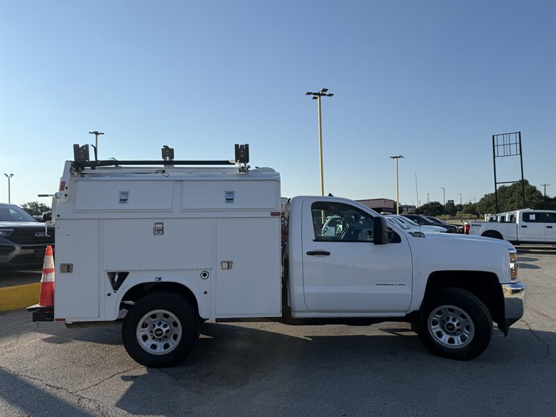2015 Chevrolet Silverado 3500HD CC Work Truck - Photo 4 - Arlington, TX 76011