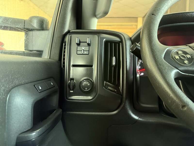 2015 Chevrolet Silverado 3500HD CC Work Truck - Photo 23 - Arlington, TX 76011