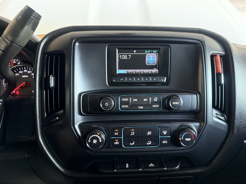 2015 Chevrolet Silverado 3500HD CC Work Truck - Photo 28 - Arlington, TX 76011
