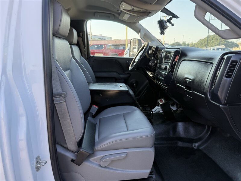 2015 Chevrolet Silverado 3500HD CC Work Truck - Photo 22 - Arlington, TX 76011