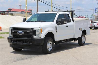 2017 Ford F-250 XL   - Photo 2 - Arlington, TX 76011