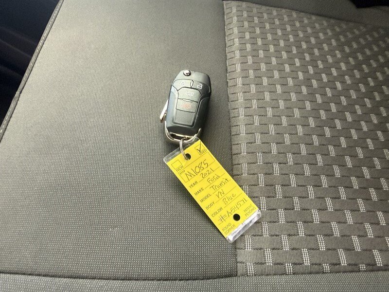 2021 Ford Transit 250 - Photo 29 - Arlington, TX 76011