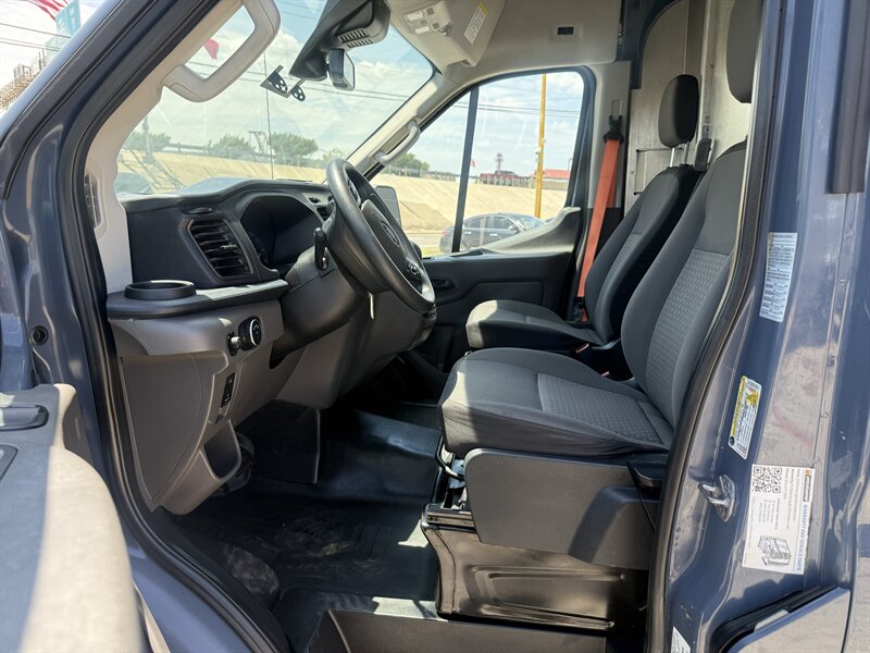 2021 Ford Transit 250 - Photo 13 - Arlington, TX 76011