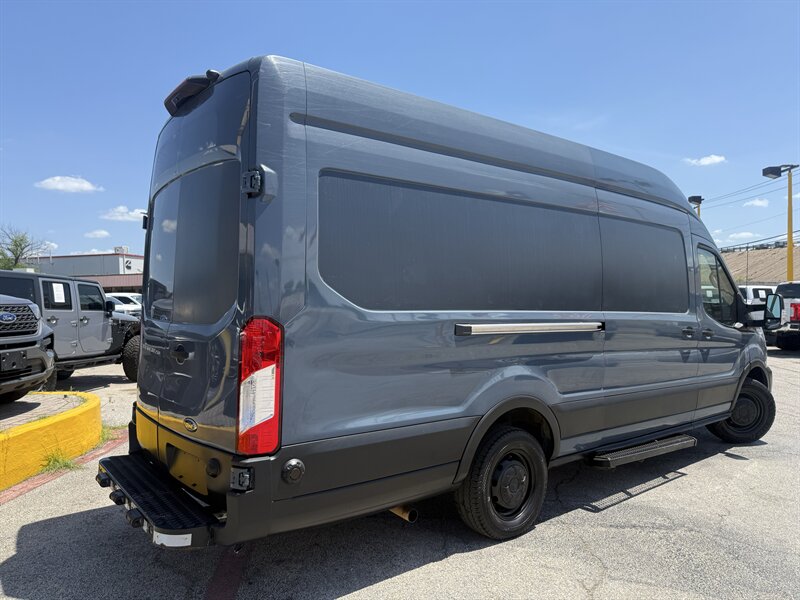 2021 Ford Transit 250 - Photo 5 - Arlington, TX 76011