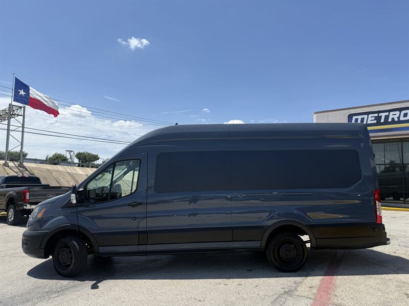 2021 Ford Transit 250 - Photo 9 - Arlington, TX 76011