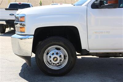 2019 Chevrolet Silverado 3500HD CC Work Truck   - Photo 11 - Arlington, TX 76011