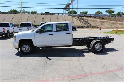 2019 Chevrolet Silverado 3500HD CC Work Truck   - Photo 3 - Arlington, TX 76011