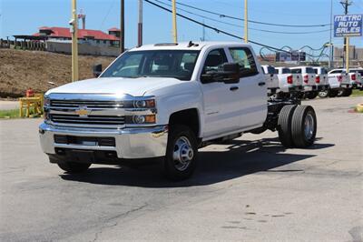 2019 Chevrolet Silverado 3500HD CC Work Truck   - Photo 2 - Arlington, TX 76011