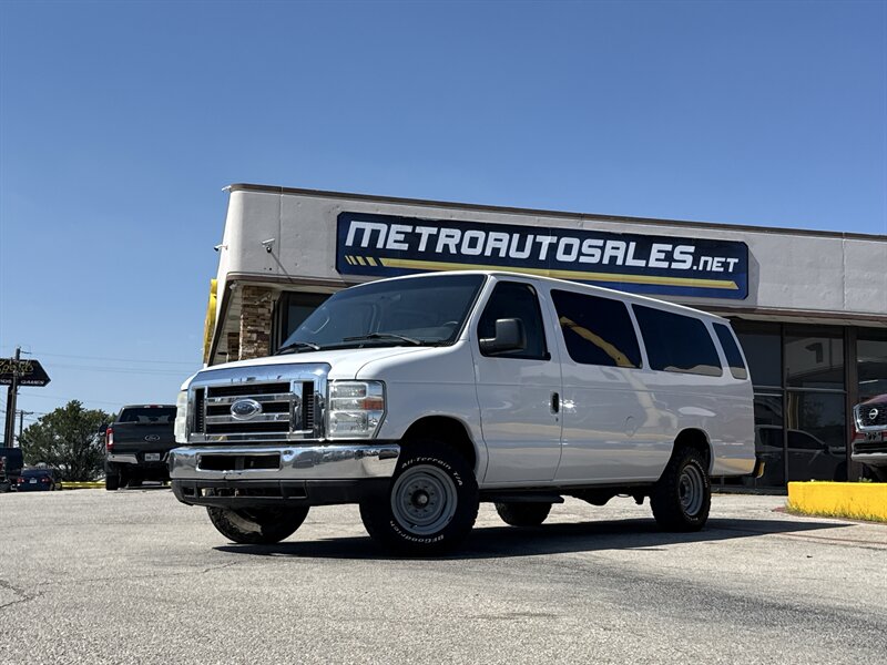 2012 Ford E-350 SD XL  