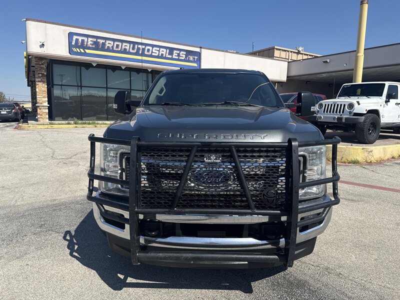 2019 Ford F-250 XLT - Photo 2 - Arlington, TX 76011