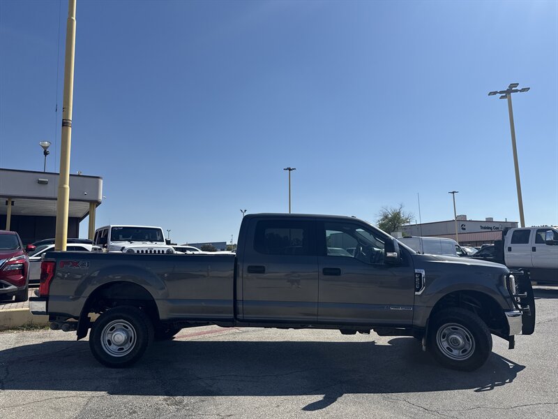 2019 Ford F-250 XLT - Photo 4 - Arlington, TX 76011