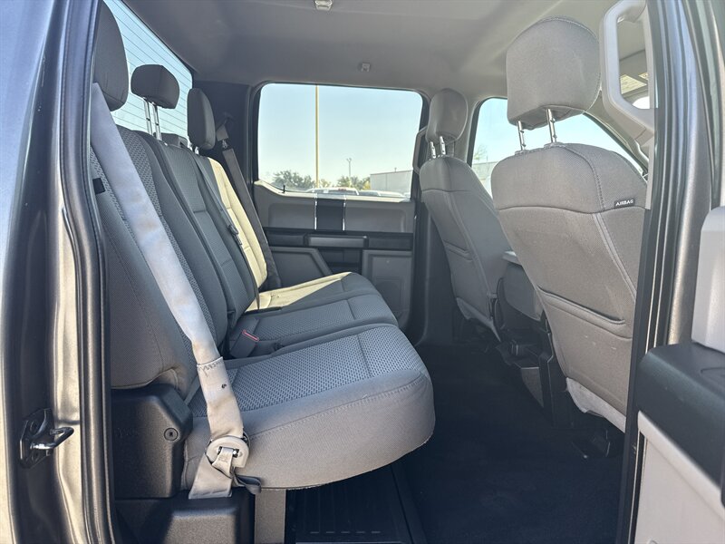 2019 Ford F-250 XLT - Photo 20 - Arlington, TX 76011