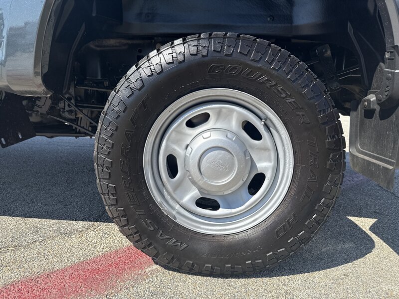 2019 Ford F-250 XLT - Photo 11 - Arlington, TX 76011