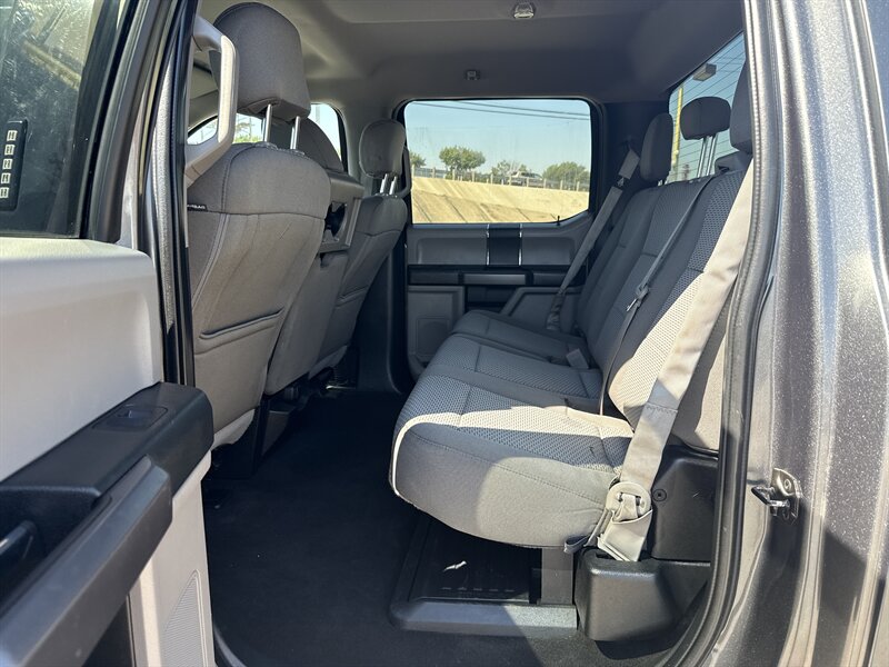 2019 Ford F-250 XLT - Photo 16 - Arlington, TX 76011