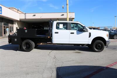 2019 Ford F-350 XL   - Photo 11 - Arlington, TX 76011