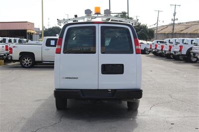 2007 Chevrolet Express 2500   - Photo 8 - Arlington, TX 76011