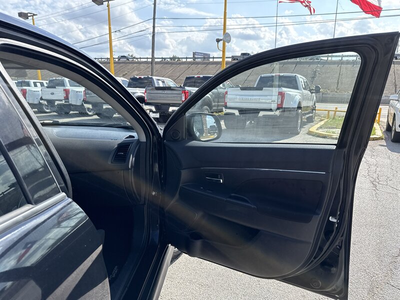 2020 Mitsubishi Outlander Sport ES - Photo 17 - Arlington, TX 76011