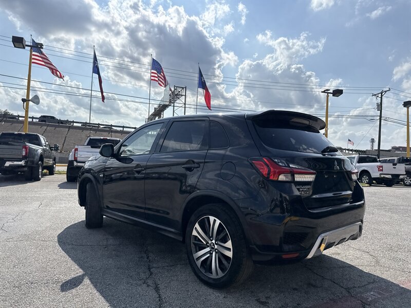 2020 Mitsubishi Outlander Sport ES - Photo 8 - Arlington, TX 76011