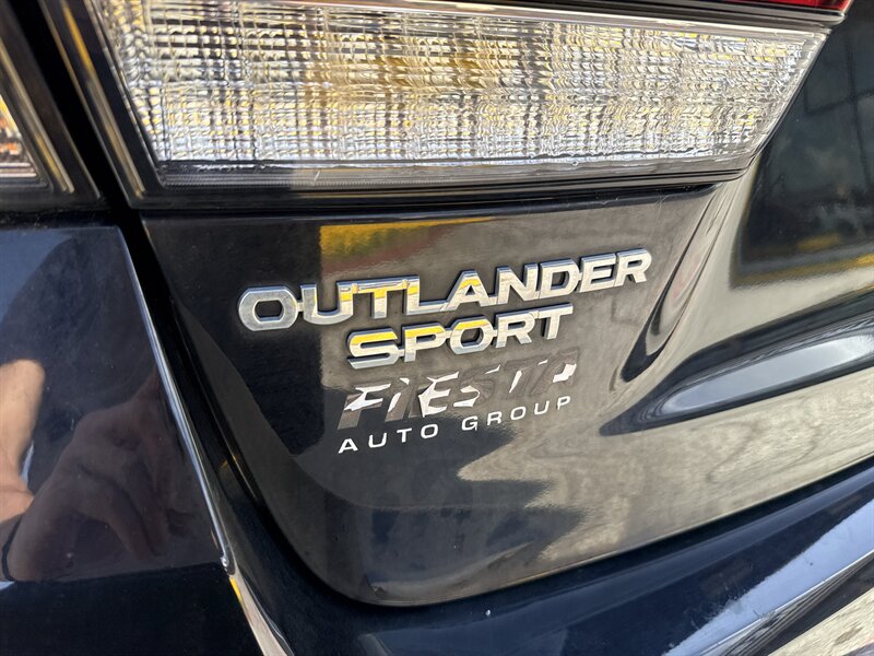 2020 Mitsubishi Outlander Sport ES - Photo 12 - Arlington, TX 76011