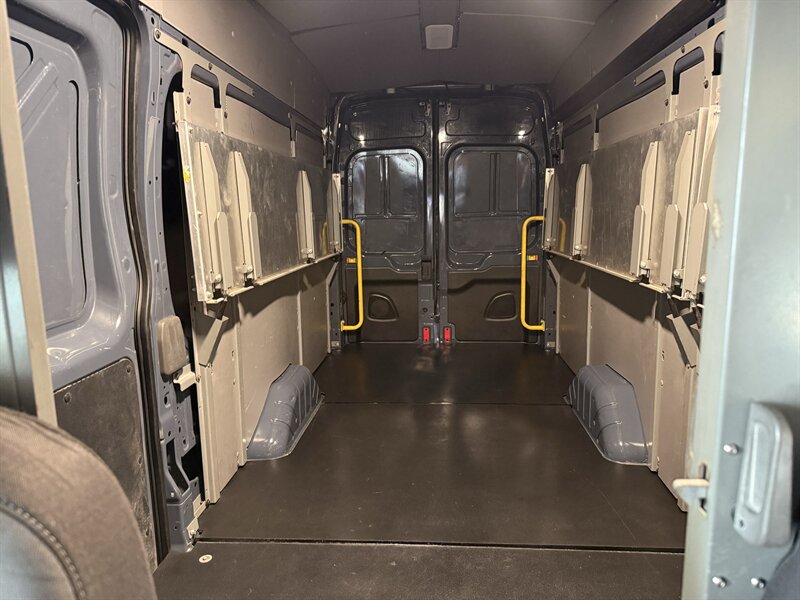 2020 Ford Transit 250 - Photo 25 - Arlington, TX 76011