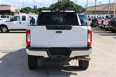 2018 Ford F-250 XLT   - Photo 8 - Arlington, TX 76011