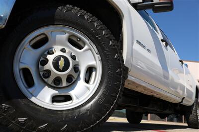 2017 Chevrolet Silverado 2500 Work Truck   - Photo 2 - Arlington, TX 76011