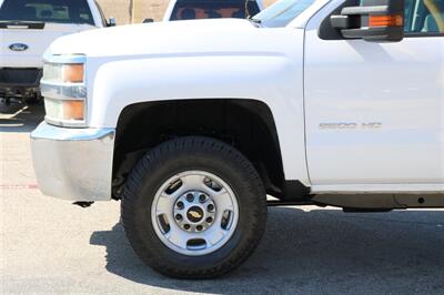 2017 Chevrolet Silverado 2500 Work Truck   - Photo 14 - Arlington, TX 76011