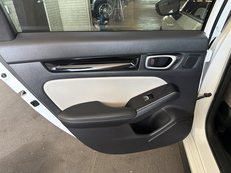 2022 Honda Civic Sport Touring - Photo 14 - Arlington, TX 76011