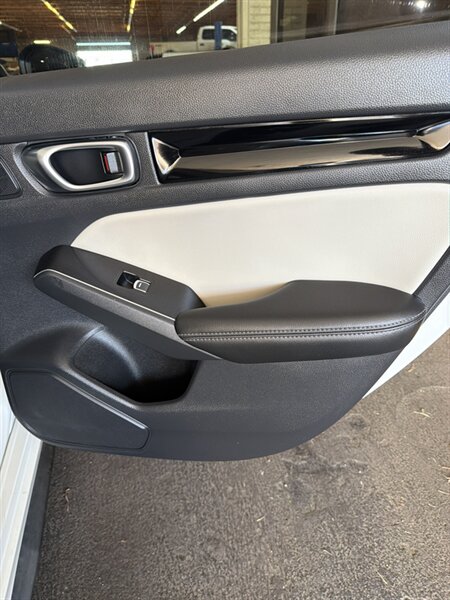 2022 Honda Civic Sport Touring - Photo 18 - Arlington, TX 76011