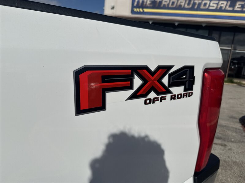 2019 Ford F-250 XLT - Photo 13 - Arlington, TX 76011