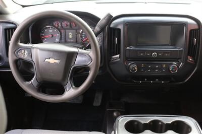 2018 Chevrolet Silverado 2500 Work Truck   - Photo 30 - Arlington, TX 76011