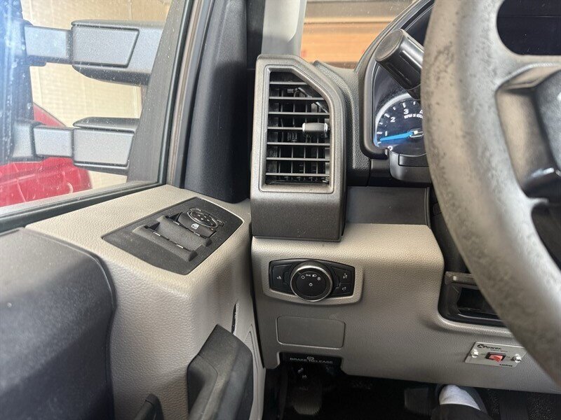 2017 Ford F-250 Super Duty XL - Photo 20 - Arlington, TX 76011