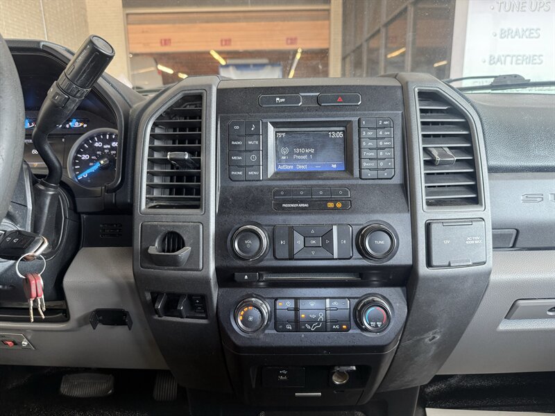 2017 Ford F-250 Super Duty XL - Photo 23 - Arlington, TX 76011