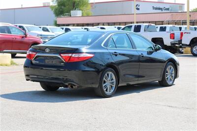 2015 Toyota Camry SE   - Photo 11 - Arlington, TX 76011