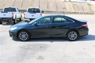 2015 Toyota Camry SE   - Photo 8 - Arlington, TX 76011