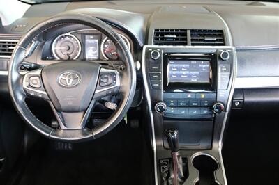 2015 Toyota Camry SE   - Photo 40 - Arlington, TX 76011