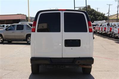 2007 Chevrolet Express 2500   - Photo 8 - Arlington, TX 76011