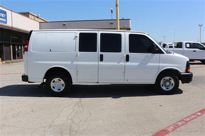 2007 Chevrolet Express 2500   - Photo 10 - Arlington, TX 76011