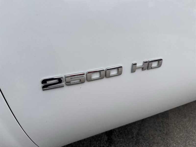 2013 Chevrolet Silverado 2500 Work Truck - Photo 13 - Arlington, TX 76011