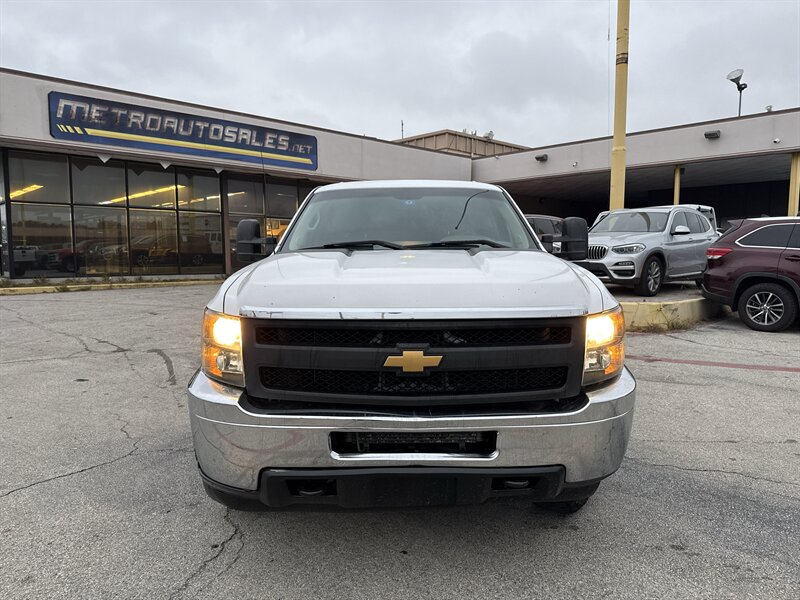 2013 Chevrolet Silverado 2500 Work Truck - Photo 2 - Arlington, TX 76011