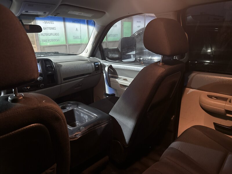 2013 Chevrolet Silverado 2500 Work Truck - Photo 28 - Arlington, TX 76011