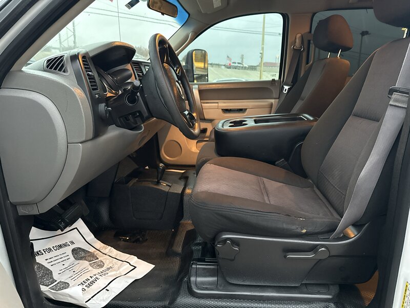2013 Chevrolet Silverado 2500 Work Truck - Photo 15 - Arlington, TX 76011