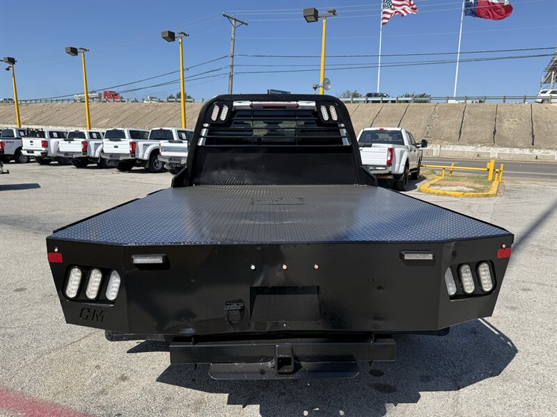 2024 Chevrolet Silverado 3500HD CC LT - Photo 6 - Arlington, TX 76011