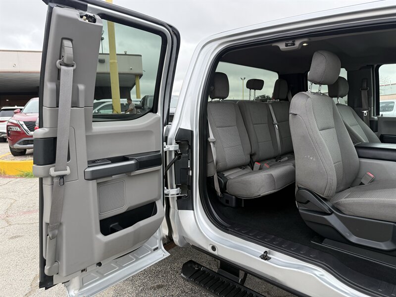 2018 Ford F-250 Super Duty XL - Photo 18 - Arlington, TX 76011