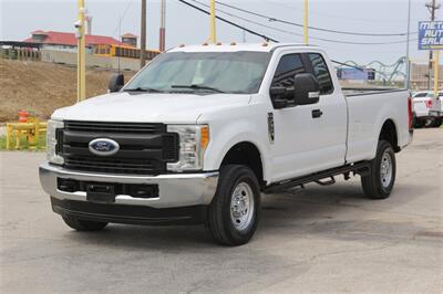 2017 Ford F-350 XL   - Photo 5 - Arlington, TX 76011