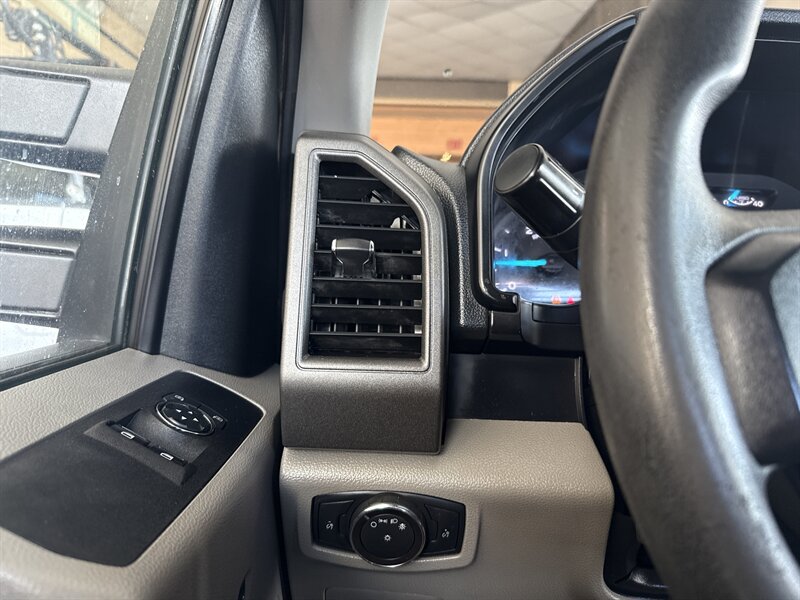 2018 Ford F-350 XL - Photo 17 - Arlington, TX 76011