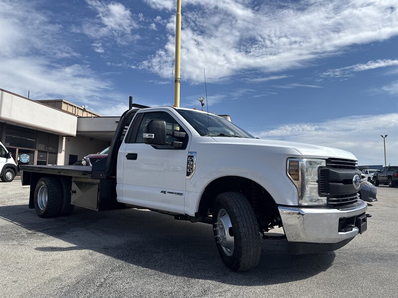 2018 Ford F-350 XL - Photo 3 - Arlington, TX 76011